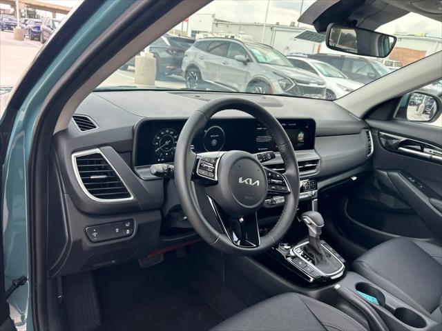 2025 Kia Seltos EX
