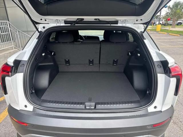 2025 Chevrolet V Blazer RWD LT
