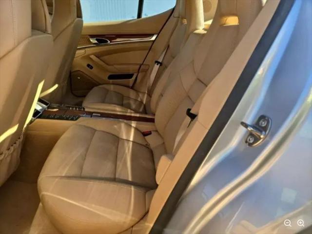 2014 Porsche Panamera 4