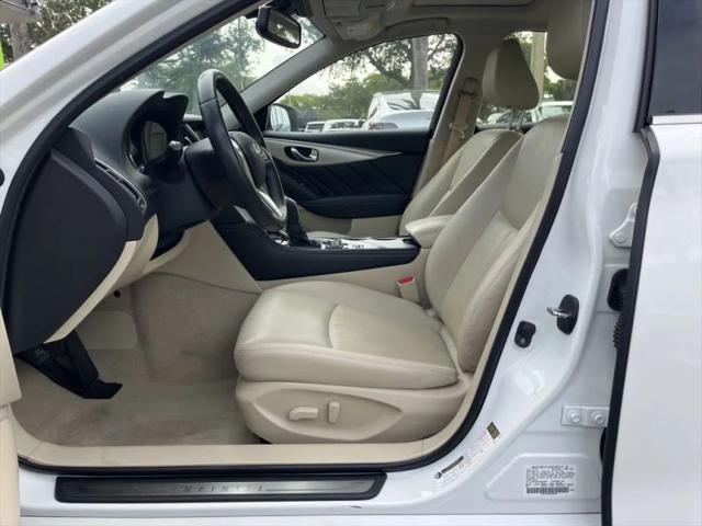 2020 INFINITI Q50 LUXE