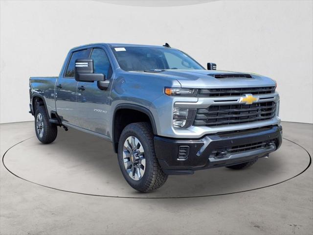 2025 Chevrolet Silverado 2500HD 4WD Crew Cab Standard Bed Custom