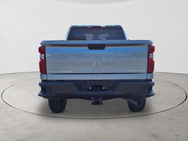 2025 Chevrolet Silverado 2500HD 4WD Crew Cab Standard Bed Custom