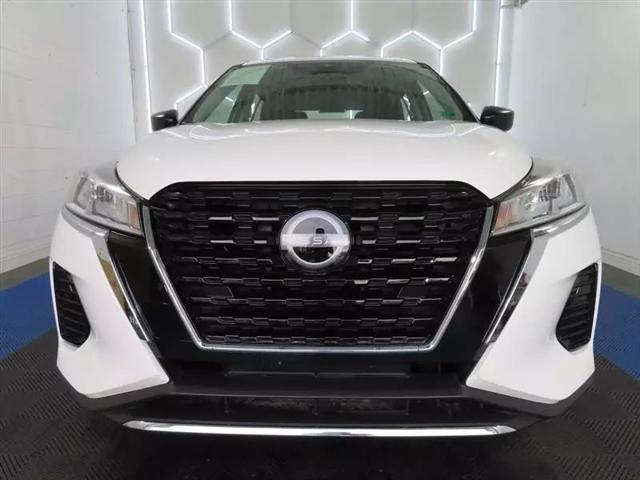 2024 Nissan Kicks S Xtronic CVT