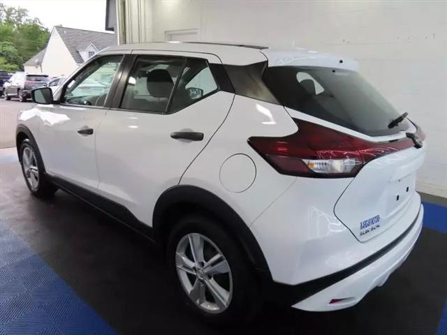 2024 Nissan Kicks S Xtronic CVT