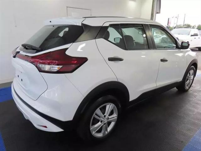 2024 Nissan Kicks S Xtronic CVT