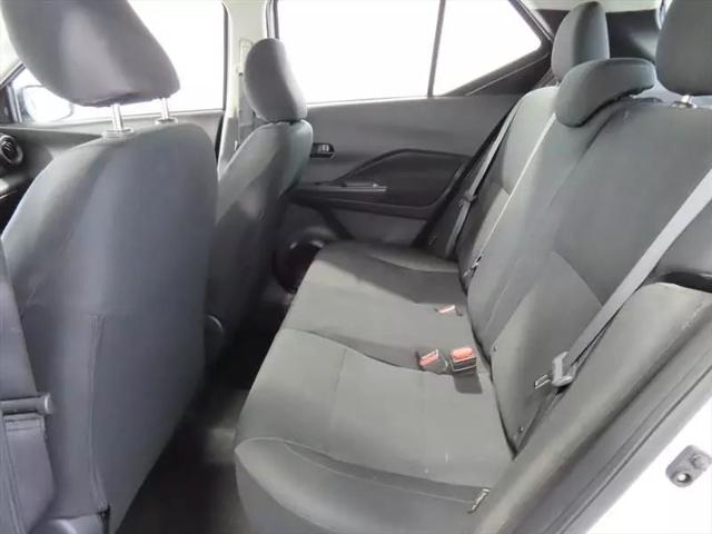 2024 Nissan Kicks S Xtronic CVT