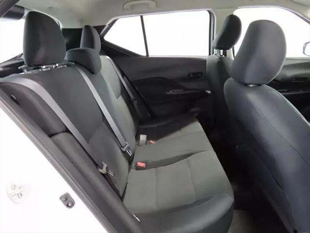 2024 Nissan Kicks S Xtronic CVT