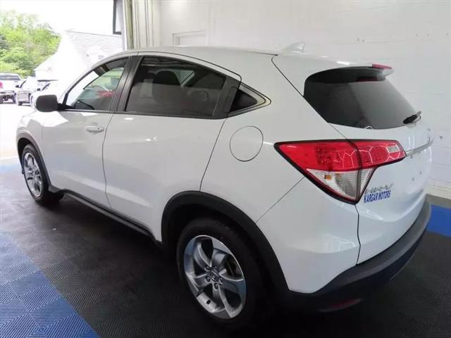 2022 Honda HR-V 2WD LX