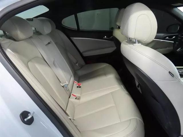 2023 Genesis G70 2.0T RWD