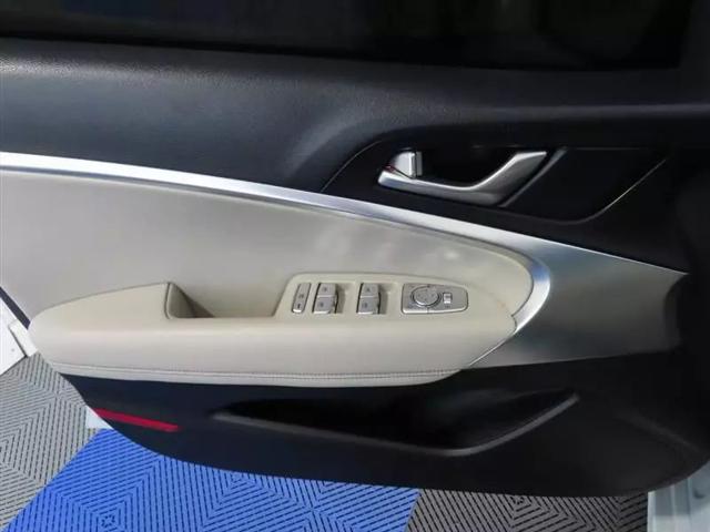 2023 Genesis G70 2.0T RWD
