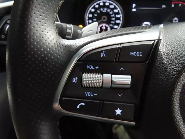 2023 Genesis G70 2.0T RWD