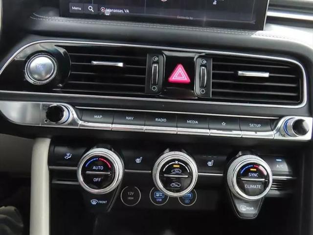 2023 Genesis G70 2.0T RWD