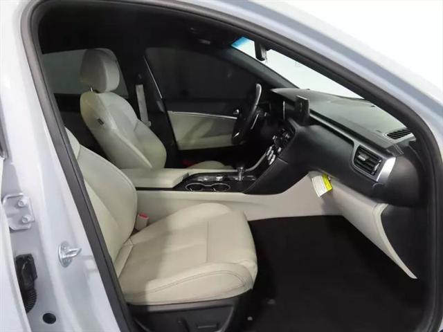 2023 Genesis G70 2.0T RWD