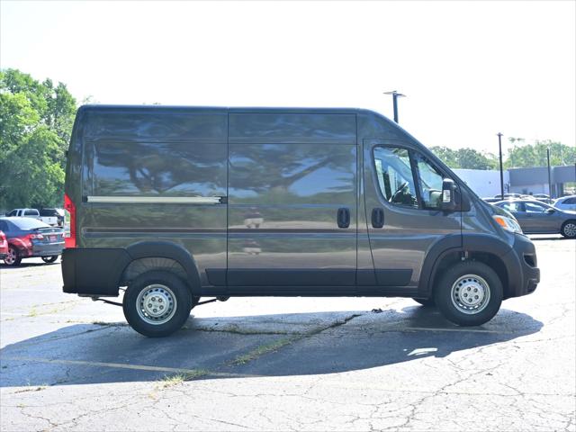 2025 Ram ProMaster Cargo Van Tradesman High Roof 136" WB w/Pass Seat