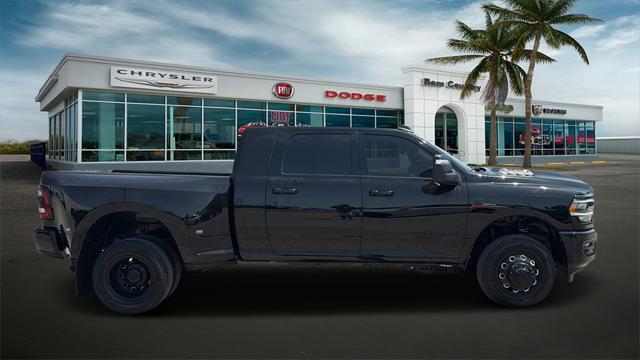 2024 RAM 3500 Laramie Mega Cab 4x4 64 Box