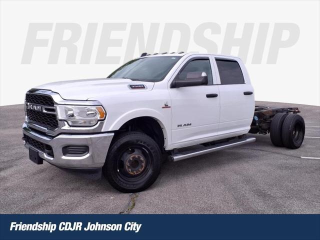 2022 RAM 3500 Chassis Tradesman/SLT/Laramie/Limited