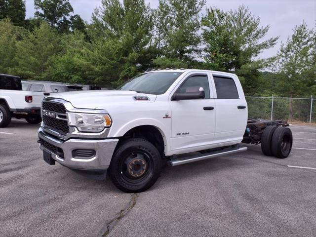 2022 RAM 3500 Chassis Tradesman/SLT/Laramie/Limited