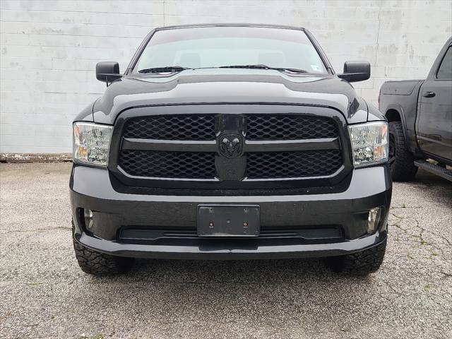 2018 RAM 1500 Express Quad Cab 4x4 64 Box