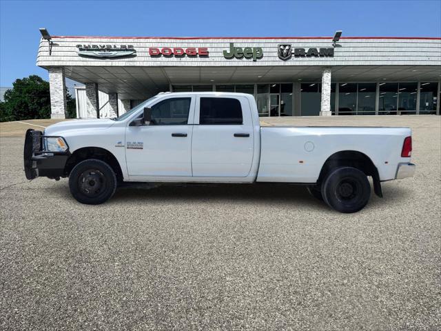 2018 RAM 3500 Tradesman Crew Cab 4x4 8 Box