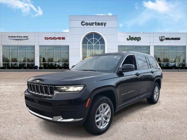 2023 Jeep Grand Cherokee L Laredo 4x2