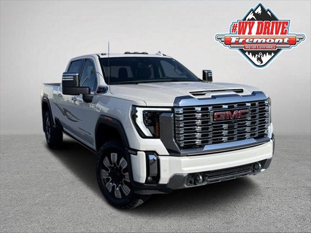 2024 GMC Sierra 2500HD 4WD Crew Cab Standard Bed Denali
