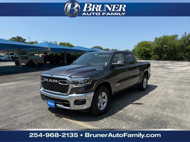 2025 RAM 1500 Lone Star Crew Cab 4x4 57 Box