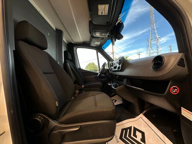 2019 Freightliner Sprinter High Roof w/144  WB Van 3D