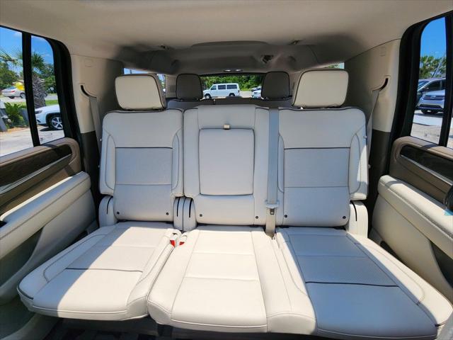 2023 GMC Yukon XL 4WD Denali