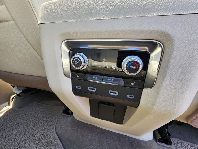 2023 GMC Yukon XL 4WD Denali