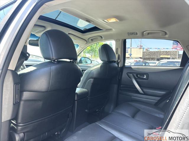 2006 INFINITI FX35 Base