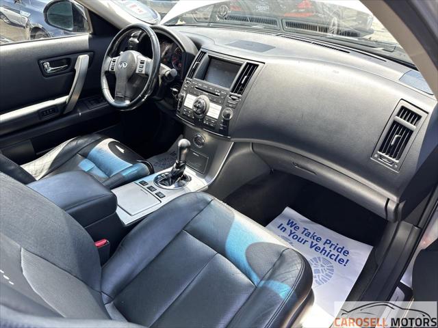 2006 INFINITI FX35 Base