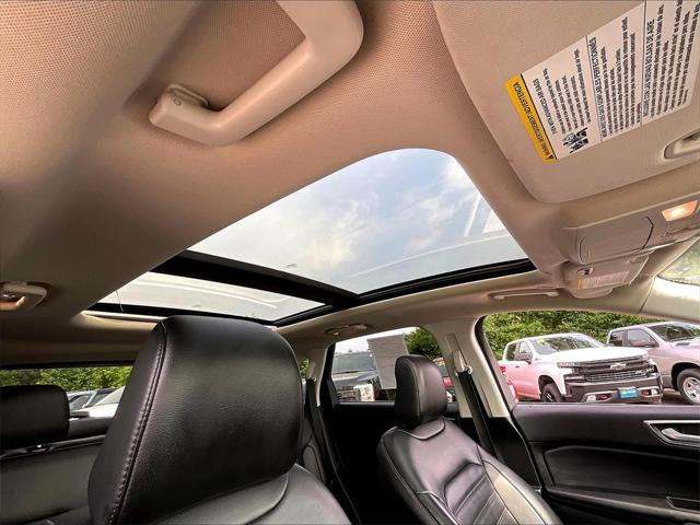2022 Ford Edge SEL