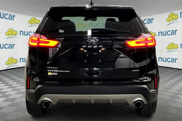 2022 Ford Edge Titanium