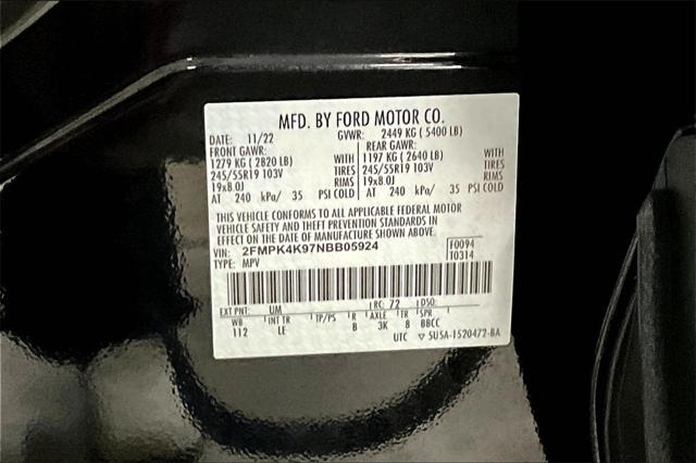 2022 Ford Edge Titanium