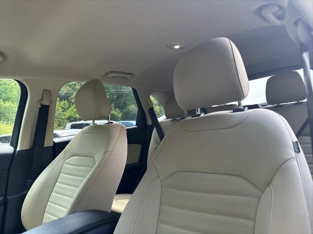 2017 Ford Edge SE