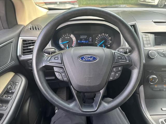 2017 Ford Edge SE