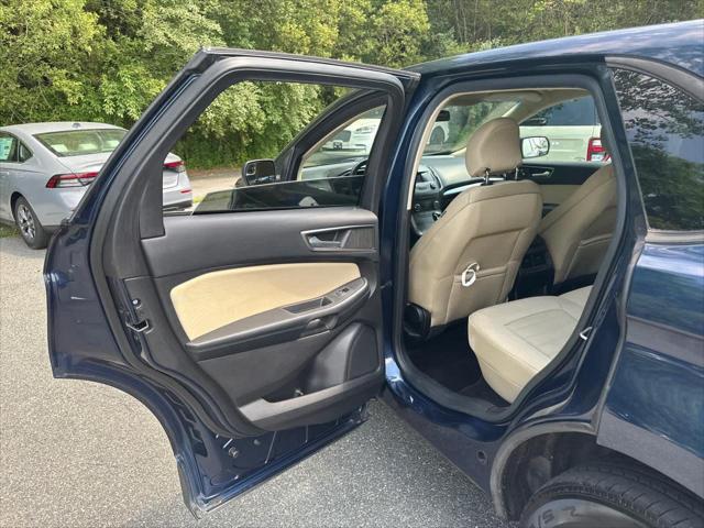 2017 Ford Edge SE