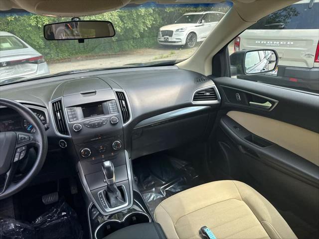2017 Ford Edge SE