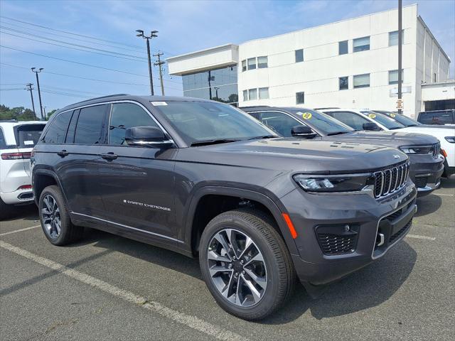 2025 Jeep Grand Cherokee GRAND CHEROKEE OVERLAND 4X4