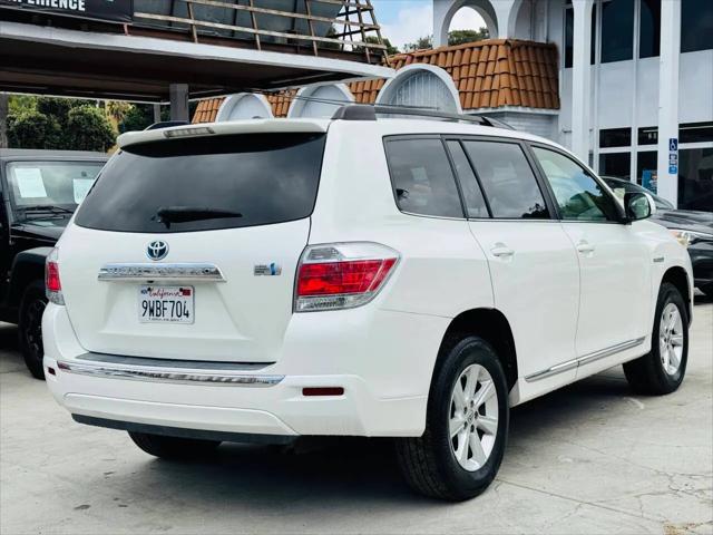 2013 Toyota Highlander Hybrid Base V6