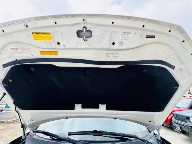 2013 Toyota Highlander Hybrid Base V6