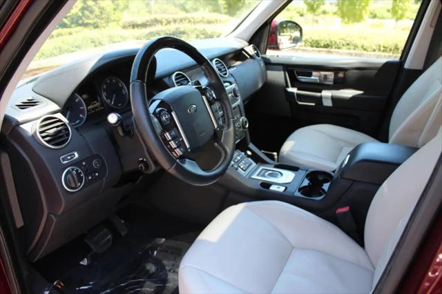2015 Land Rover LR4 LUX