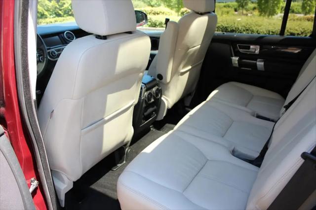 2015 Land Rover LR4 LUX