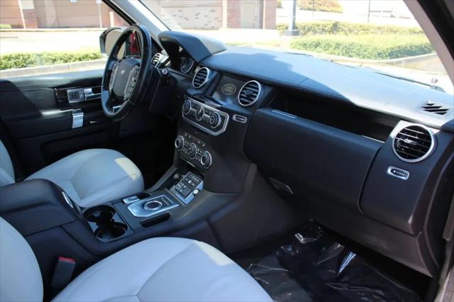2015 Land Rover LR4 LUX