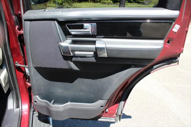 2015 Land Rover LR4 LUX