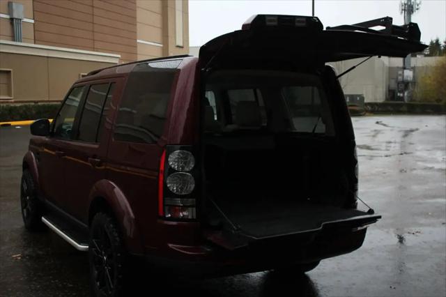 2015 Land Rover LR4 LUX