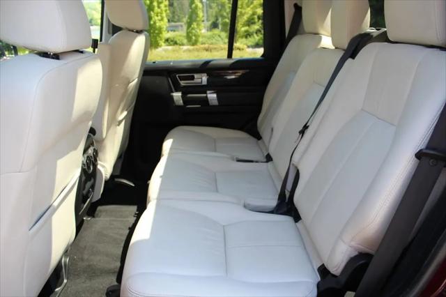 2015 Land Rover LR4 LUX