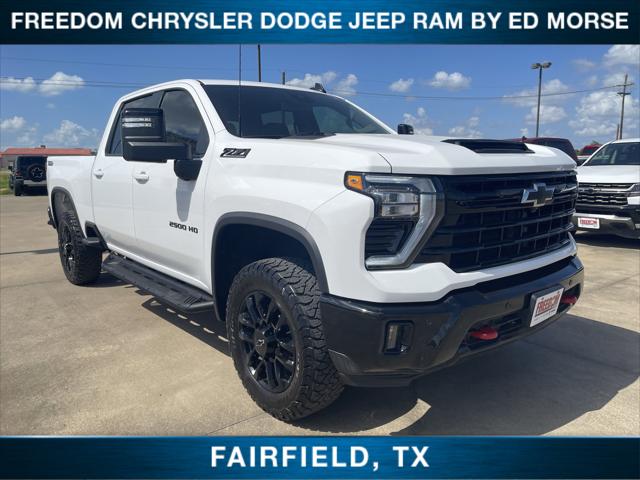 2025 Chevrolet Silverado 2500HD 4WD Crew Cab Standard Bed LT
