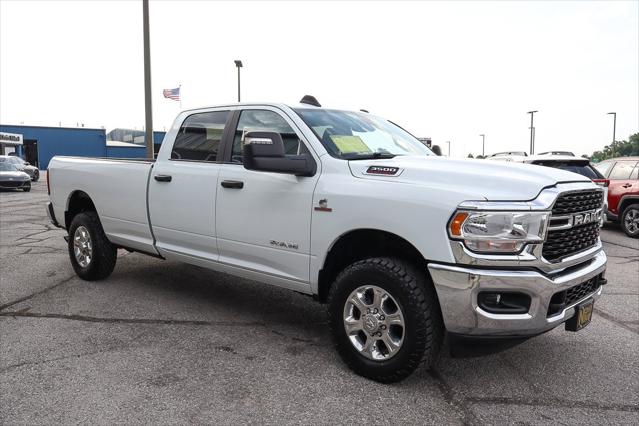 2023 RAM 3500 Big Horn Crew Cab 4x4 8 Box