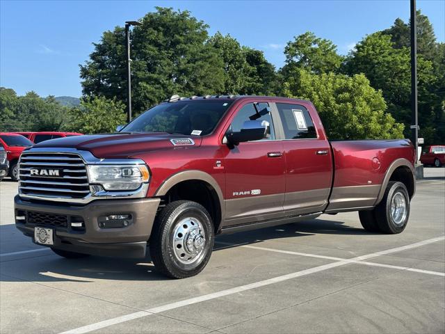 2019 RAM 3500 Longhorn Crew Cab 4x4 8 Box